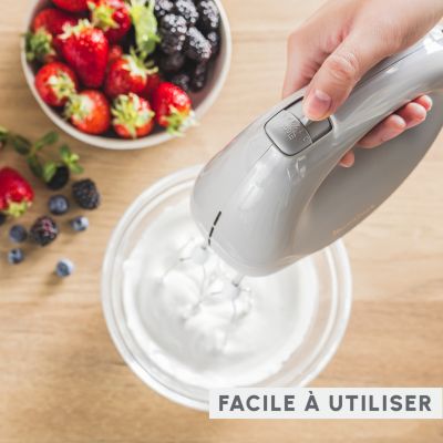 Batteur MOULINEX Easy Max HM262BF0 – Puissance, agilité et nettoyage facile.