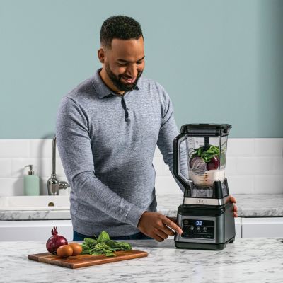 Blender 2-en-1 Ninja : puissance, polyvalence et style en un seul appareil.