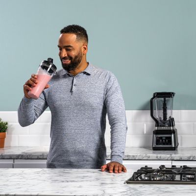 Blender 2-en-1 Ninja : puissance, polyvalence et style en un seul appareil.